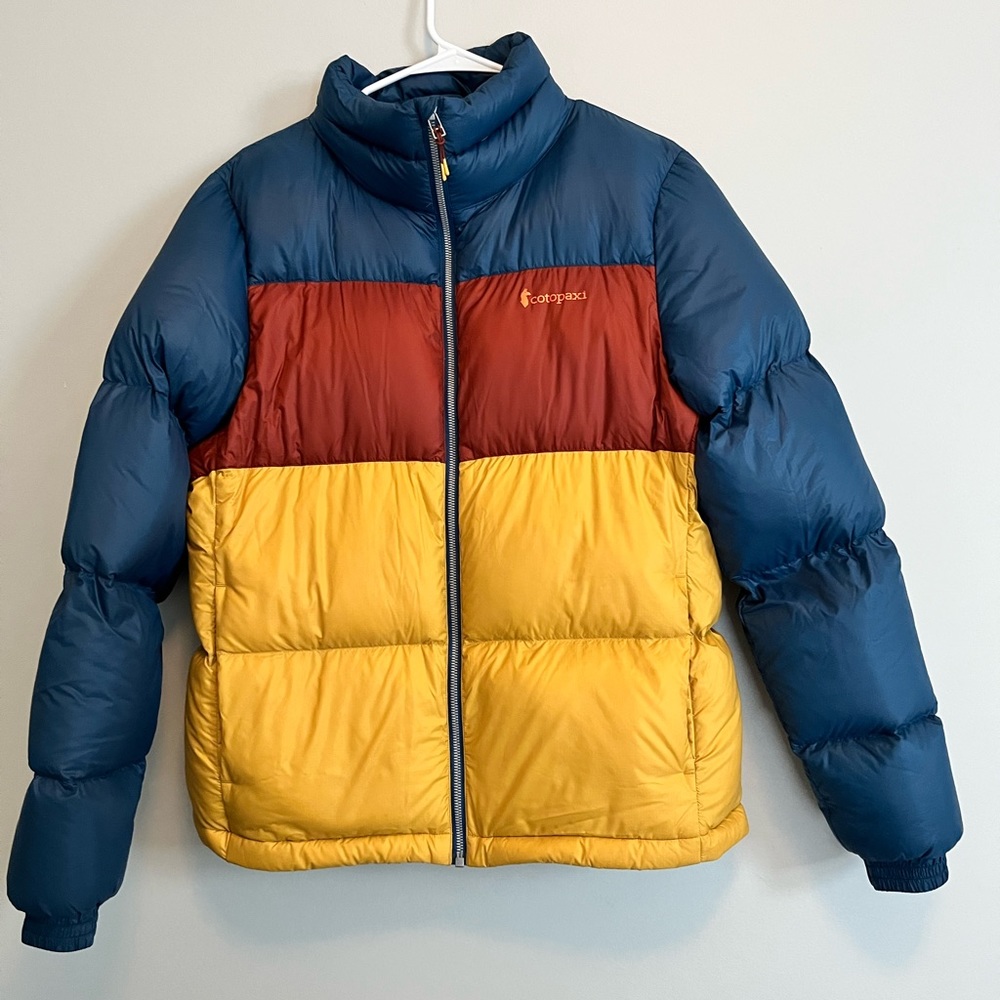 Cotopaxi women’s insulated parka